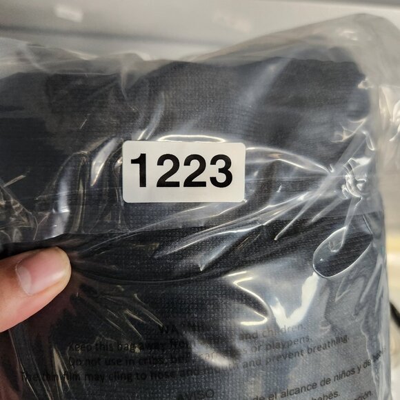 Mens Banana Republic size XL Merino Wool Mock Neck 1/4 Zip Sweater - Picture 8 of 8